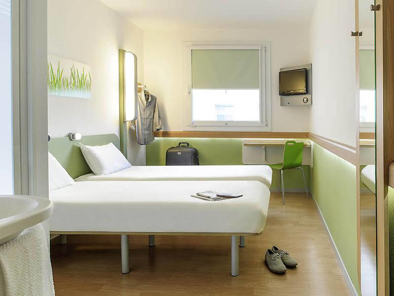 Ibis Ulm City Exterior foto